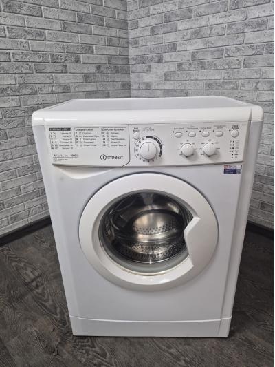 Стиральная машина Indesit WISXE 10